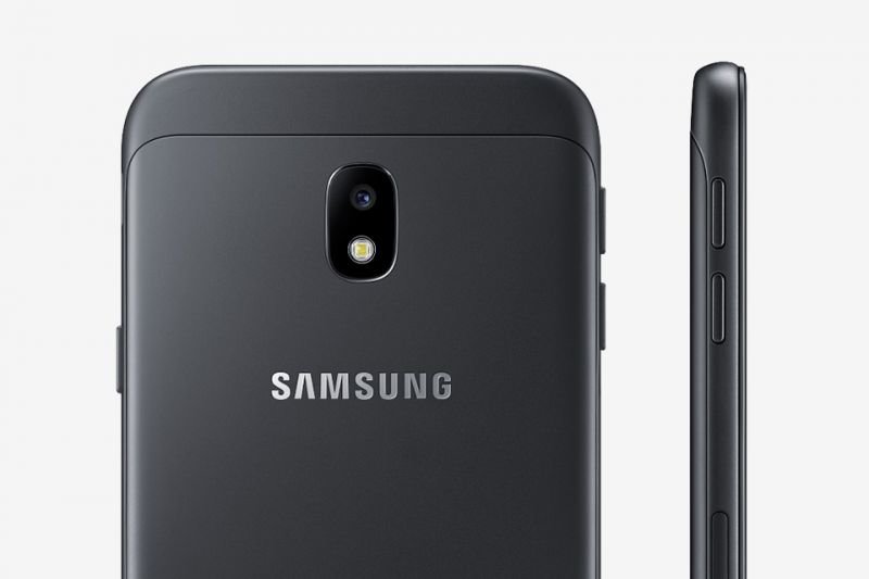 Samsung Idealnie płaska bryła. Aparat niewystający poza obudowę Samsung Idealnie płaska bryła. Aparat niewystający poza obudowę