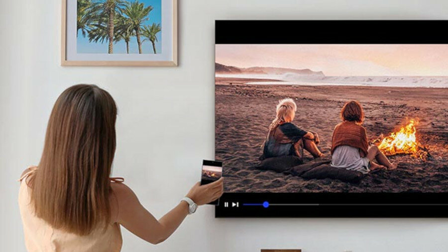 Telewizor SAMSUNG Q77T - dotknij i wyświetl