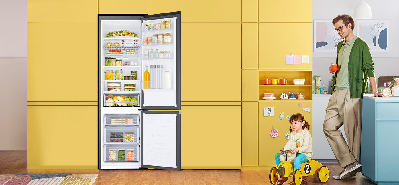 sprawdź na zdjęciu, jak wygląda wnętrze lodówki Samsung sprawdź na zdjęciu, jak wygląda wnętrze lodówki Samsung