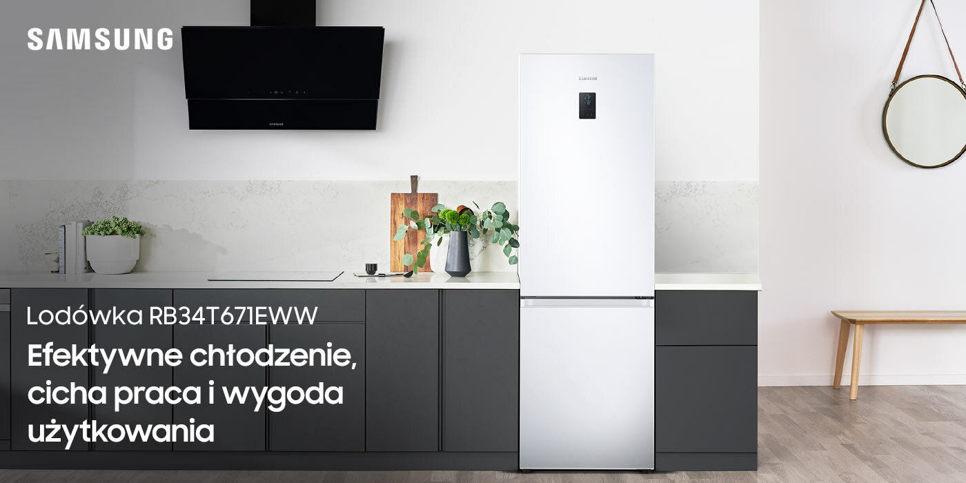 Biała lodówka RB34T671EWW w szarej kuchni i czarny wyciąg Samsung Biała lodówka RB34T671EWW w szarej kuchni i czarny wyciąg Samsung