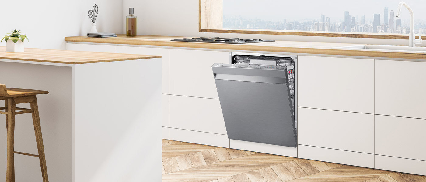 Zmywarka jest pojemna i ma wiele przydatnych funkcji Zmywarka jest pojemna i ma wiele przydatnych funkcji