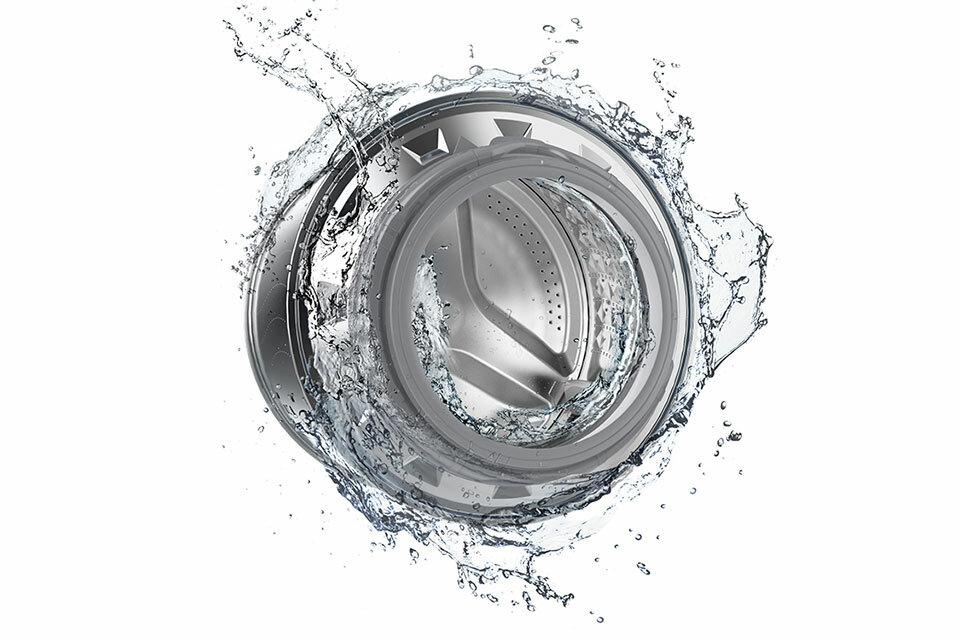 Czyste wnętrze pralki bez detergentów Czyste wnętrze pralki bez detergentów