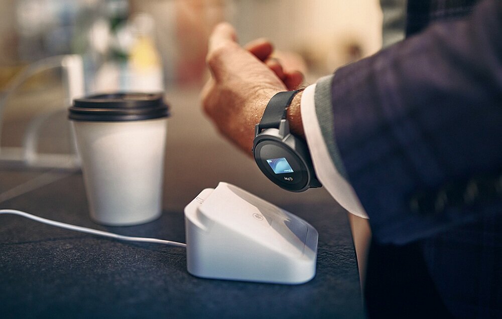 Smartwatch TICWATCH E3 ekran bateria czujniki zdrowie sport pasek ładowanie pojemność rozdzielczość łączność sterowanie krew puls rozmowy smartfon aplikacja