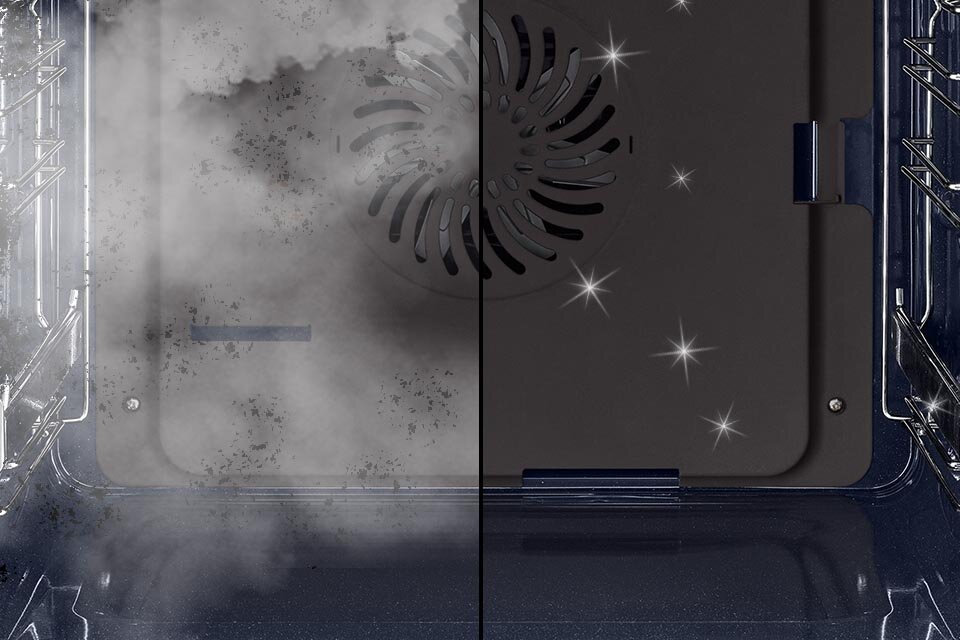 Zdjęcie pokazuje, jak po uruchomieniu czyszczenia parowego, komora odzyskuje czystość Zdjęcie pokazuje, jak po uruchomieniu czyszczenia parowego, komora odzyskuje czystość