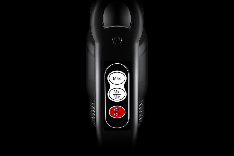 Wygodne przyciski umieszczone na rączce urządzenia Wygodne przyciski umieszczone na rączce urządzenia