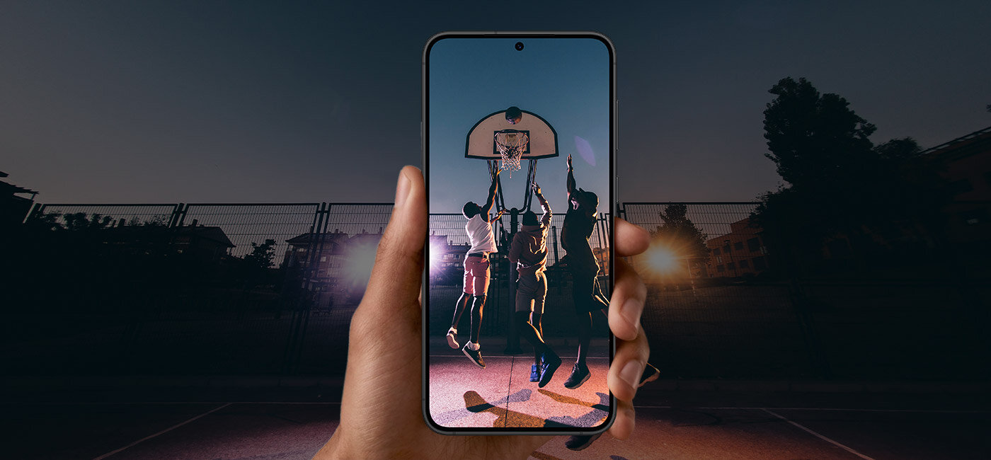Zdjęcie wykonane po zmroku za pomocą Galaxy S23+, kolory na nim są żywe, a detale dobrze widoczne Zdjęcie wykonane po zmroku za pomocą Galaxy S23+, kolory na nim są żywe, a detale dobrze widoczne