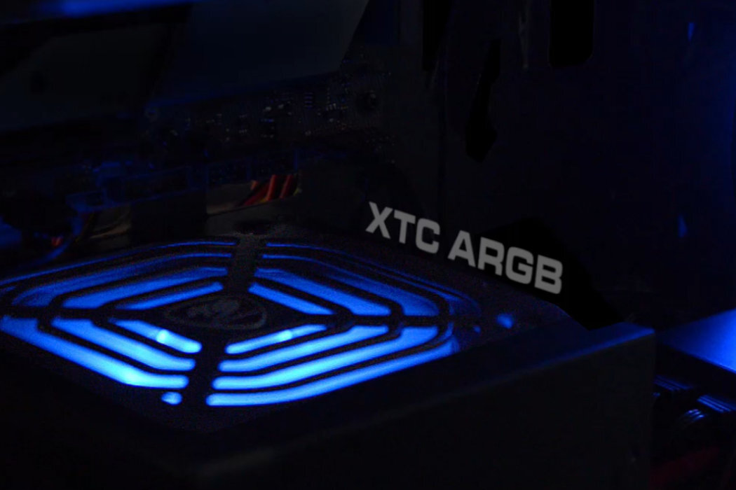 COUGAR XTC ARGB 550W 80 Plus Gold ARGB kolory
