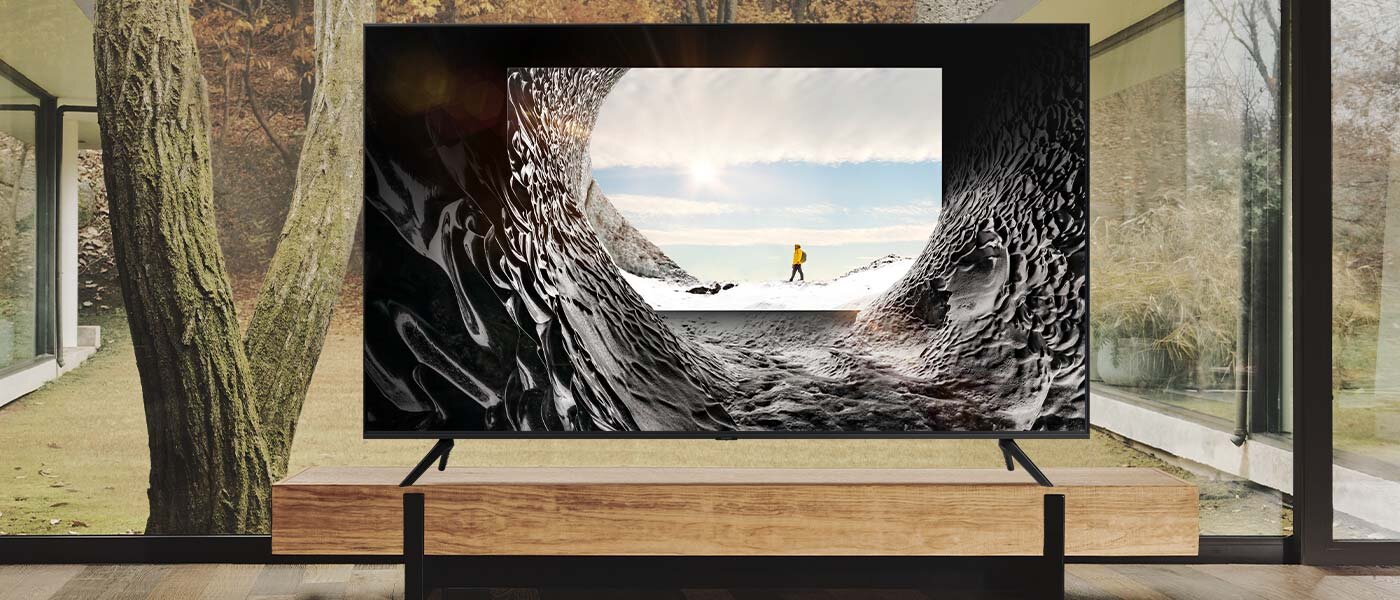 Telewizor Samsung z oferty Media Expert harmonijnie komponujący się z otoczeniem Telewizor Samsung z oferty Media Expert harmonijnie komponujący się z otoczeniem