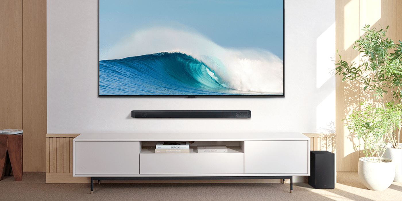 Soundbar i telewizor Samsung dla wielbicieli rozrywki domowej już w ofercie Media Expert Soundbar i telewizor Samsung dla wielbicieli rozrywki domowej już w ofercie Media Expert