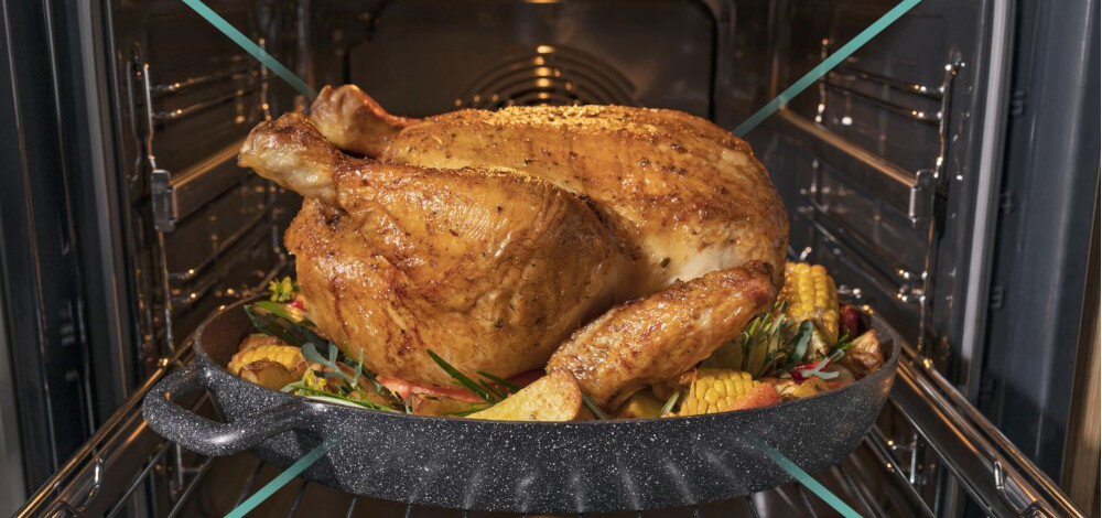 Piekarnik GORENJE BOS67371SYW więcej miejsca pojemność blachy