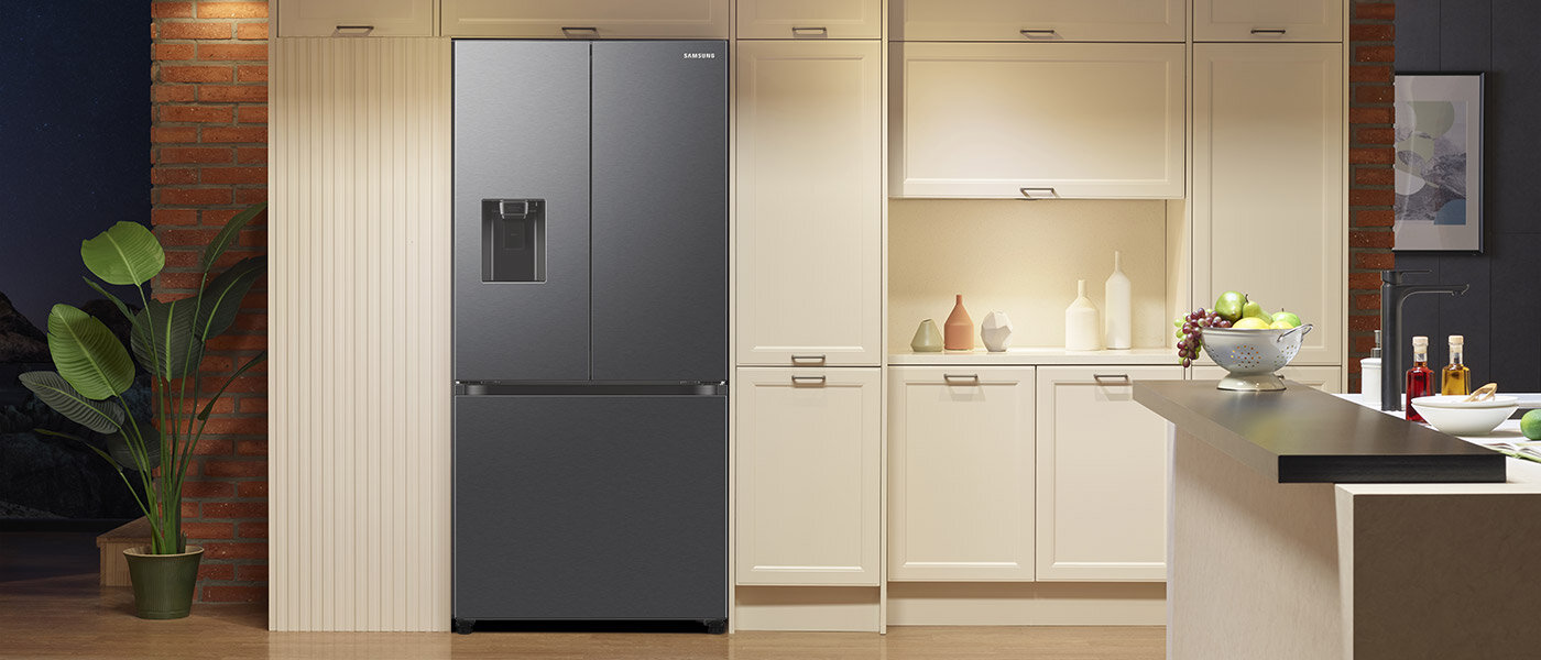 Lodówka Samsung Multidoor to nie tylko funkcjonalność, ale także wyrafinowany design, który doskonale komponuje się z nowoczesnym wnętrzem kuchni Lodówka Samsung Multidoor to nie tylko funkcjonalność, ale także wyrafinowany design, który doskonale komponuje się z nowoczesnym wnętrzem kuchni