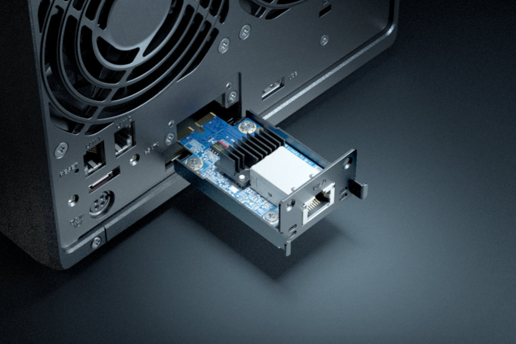 Serwer plików SYNOLOGY DS923+ funkcjonalność NVMe>
</div>
</div>
</div>
<div class=