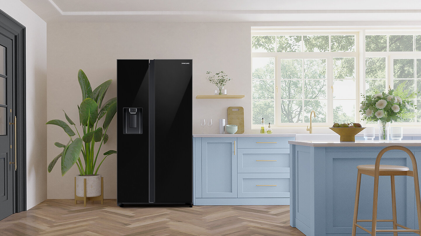 Lodówka Samsung Side by Side RS65DG54R32CEO z oferty Media Expert Lodówka Samsung Side by Side RS65DG54R32CEO z oferty Media Expert