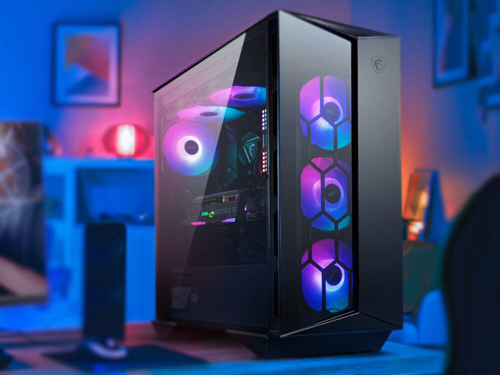Komputer MAD DOG PBM GUNGNIR-A02WR32 R5-7600 32GB RAM 1TB SSD Radeon RX6750XT Windows 11 Home obudowa wygląd styl porty wentylatory