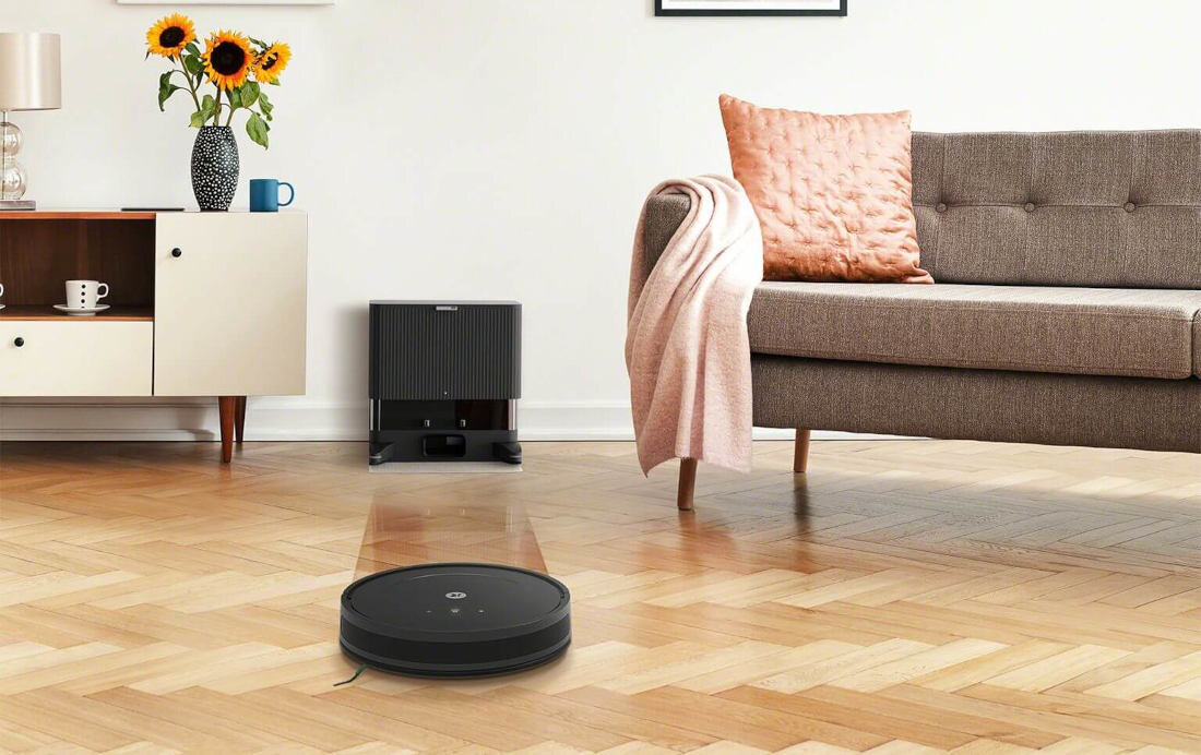 Robot sprzątający IROBOT Romba Combo Essential 2 Czarny