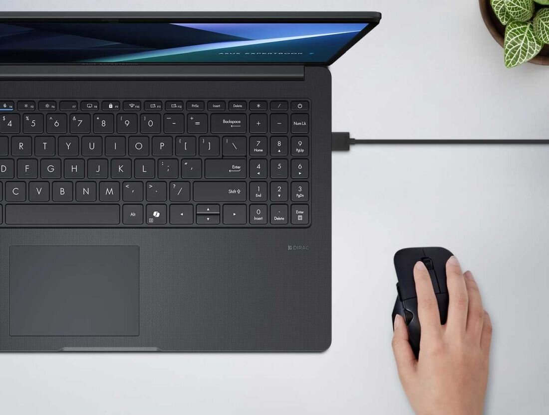 Laptop ExpertBook B1 B1503 - Klawiatura