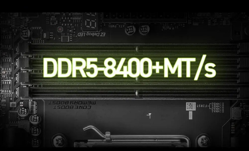 Płyta główna MSI MAG X870E TOMAHAWK WIFI Zbliżenie na gniazda pamięci RAM z podświetlonym napisem „DDR5 8400+ MT/s”, podkreślającym obsługę wysokiej częstotliwości taktowania modułów RAM, podkręcenie, pamięć DDR5, AMD EXPO