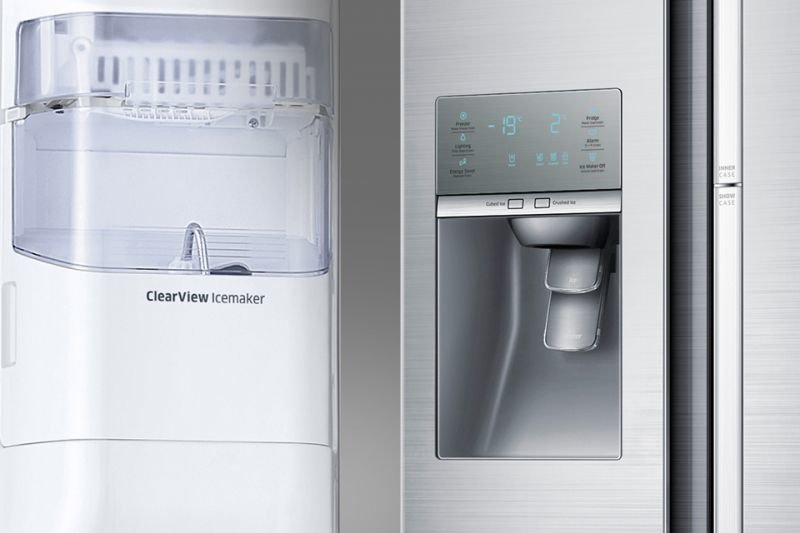 Samsung Orzeźwienie na wyciągnięcie ręki. Dyspenser wody i lodu Samsung Orzeźwienie na wyciągnięcie ręki. Dyspenser wody i lodu