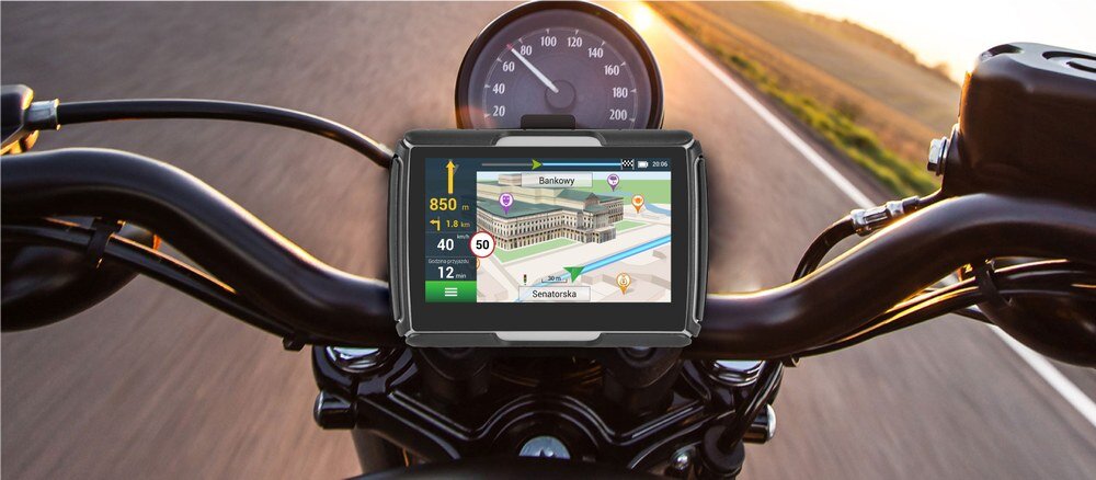 Nawigacja motocyklowa NAVITEL G550 Moto kv początek opisu