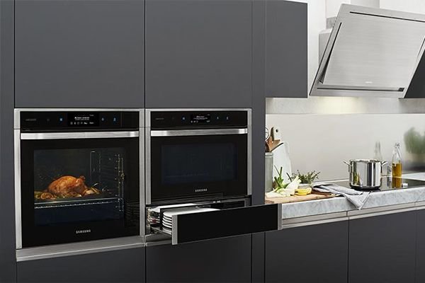 Samsung Podgrzewanie naczyń. Sekret smaku i aromatu Samsung Podgrzewanie naczyń. Sekret smaku i aromatu