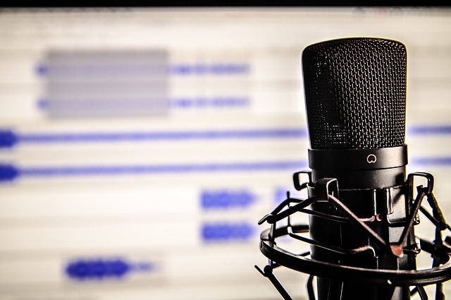 Mikrofon kierunkowy - dla detektywa czy na co dzień? | Poradnik Media Expert