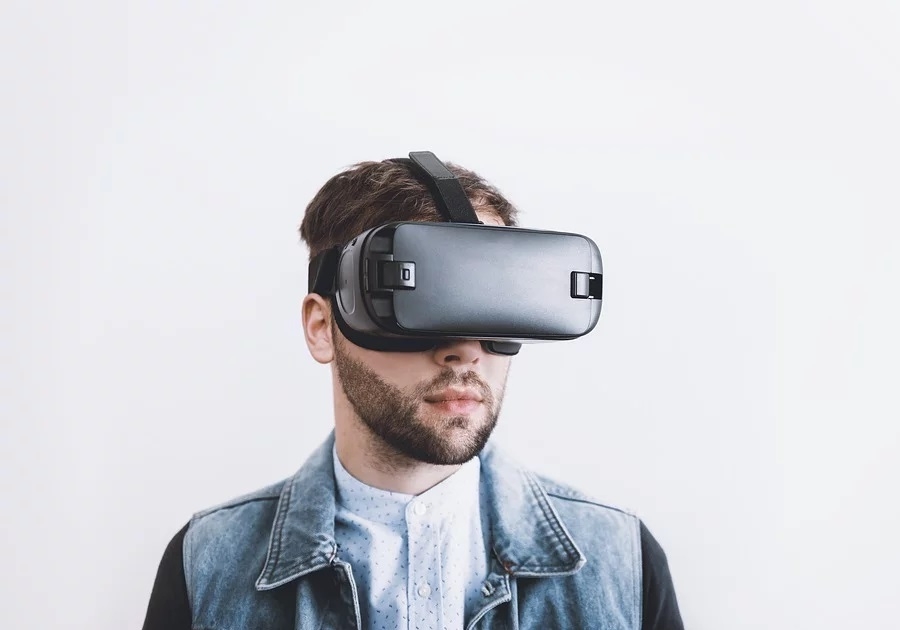 Jakie gogle VR do telefonu i konsoli? | Poradnik Media Expert
