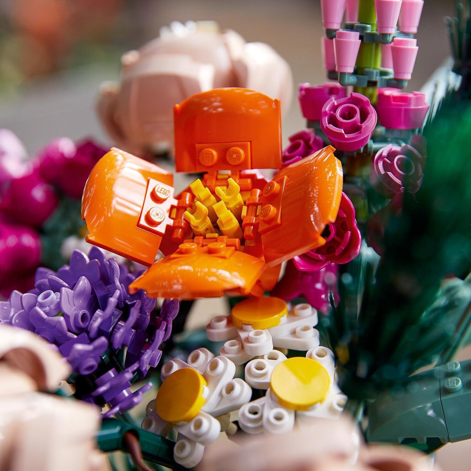 LEGO Creator Bukiet kwiatów 10280 - niskie ceny i opinie w Media Expert