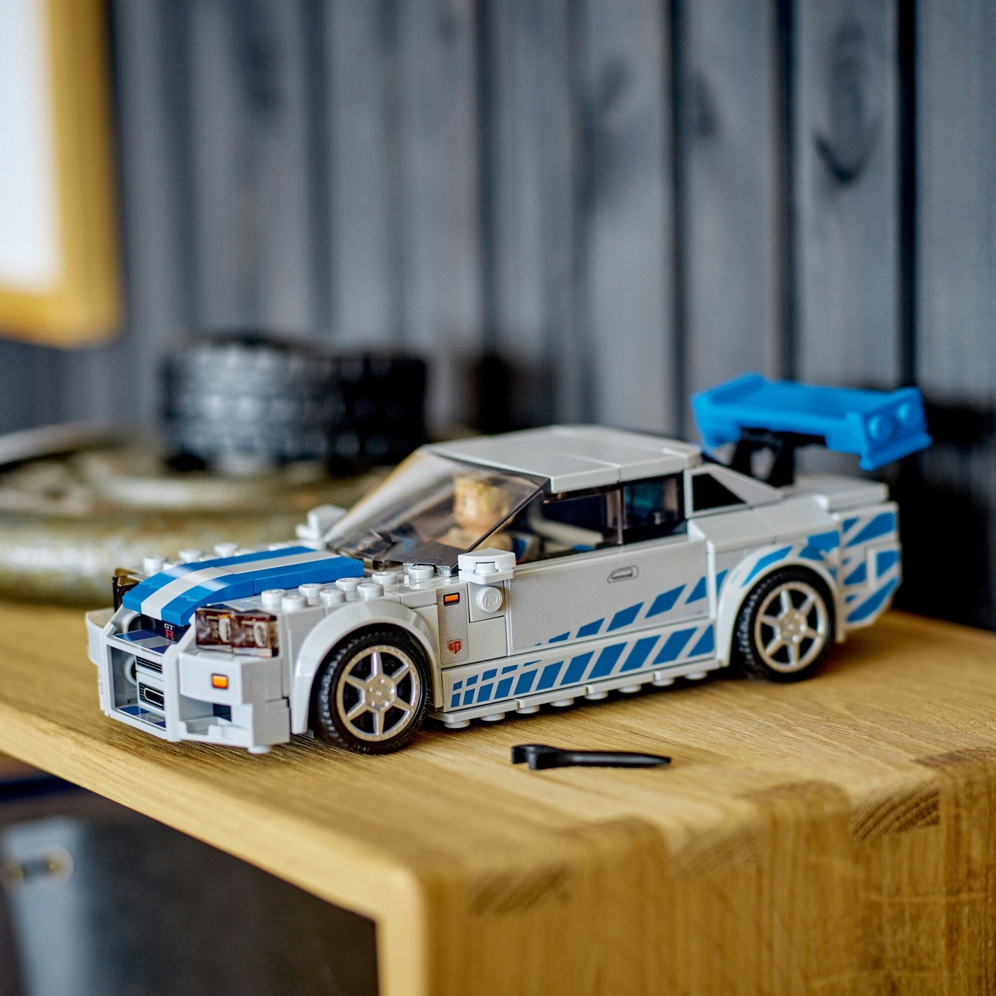 LEGO 76917 Speed Champions Nissan Skyline GT-R (R34) z filmu „Za szybcy, za  wściekli - niskie ceny i opinie w Media Expert