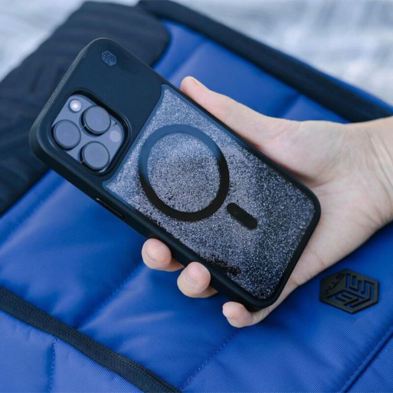 Etui Spigen Cryo Armor do iPhone 15 Pro Max, czarno-niebieskie